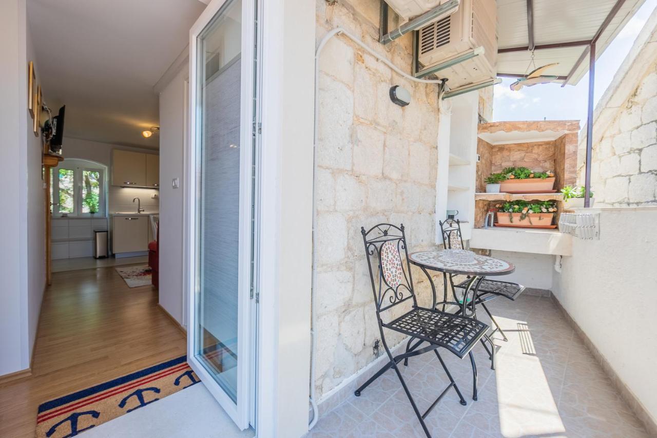 Apartments Karoca Split Exterior photo